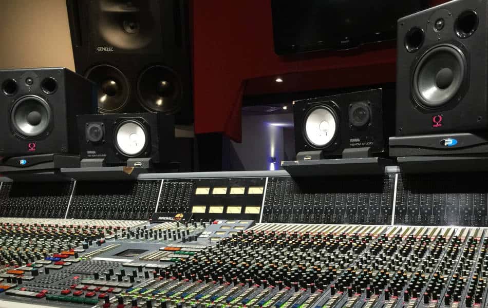 Studio Monitor Speakers - 5 Things You Should Know About - Home Studio Magic