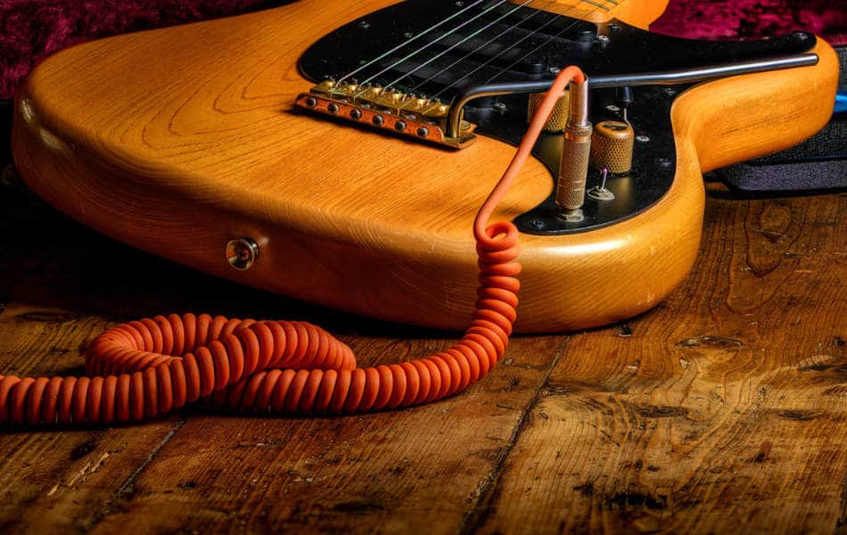Electric guitar cable
